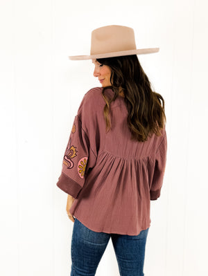 
                  
                    Sunbeam Blouse ((mauve))
                  
                