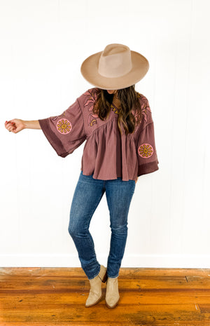 
                  
                    Sunbeam Blouse ((mauve))
                  
                