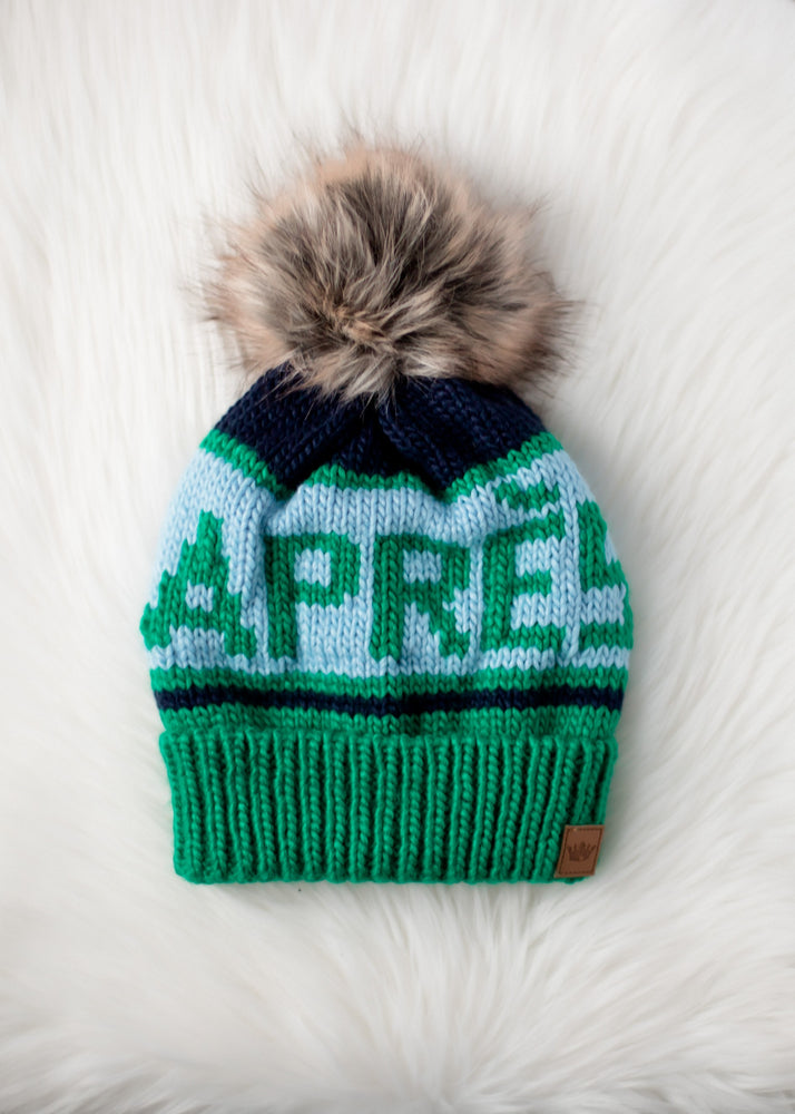 
                  
                    Aprés Pom Beanie
                  
                