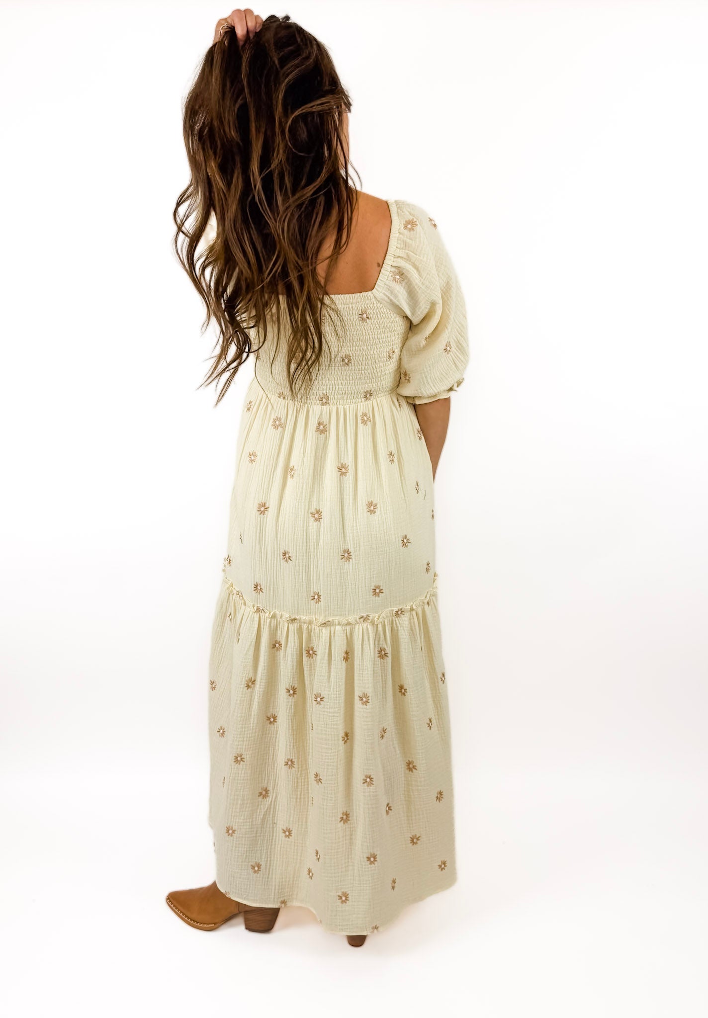 Daisy Dress (Beige) Flower Wild Daisy Dress (Beige) Flower Wild