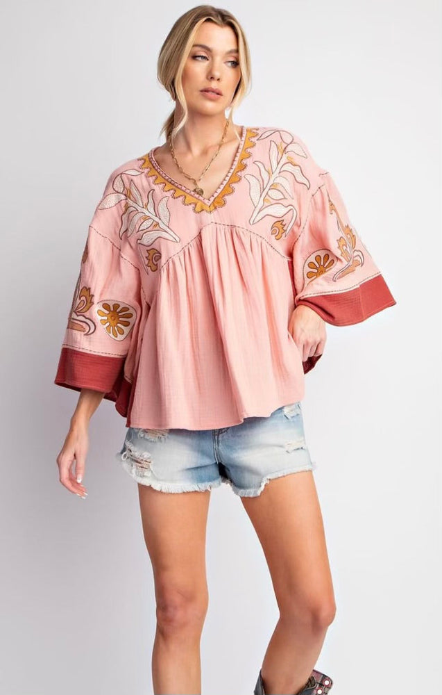 
                  
                    Sunbeam Blouse ((coral))
                  
                