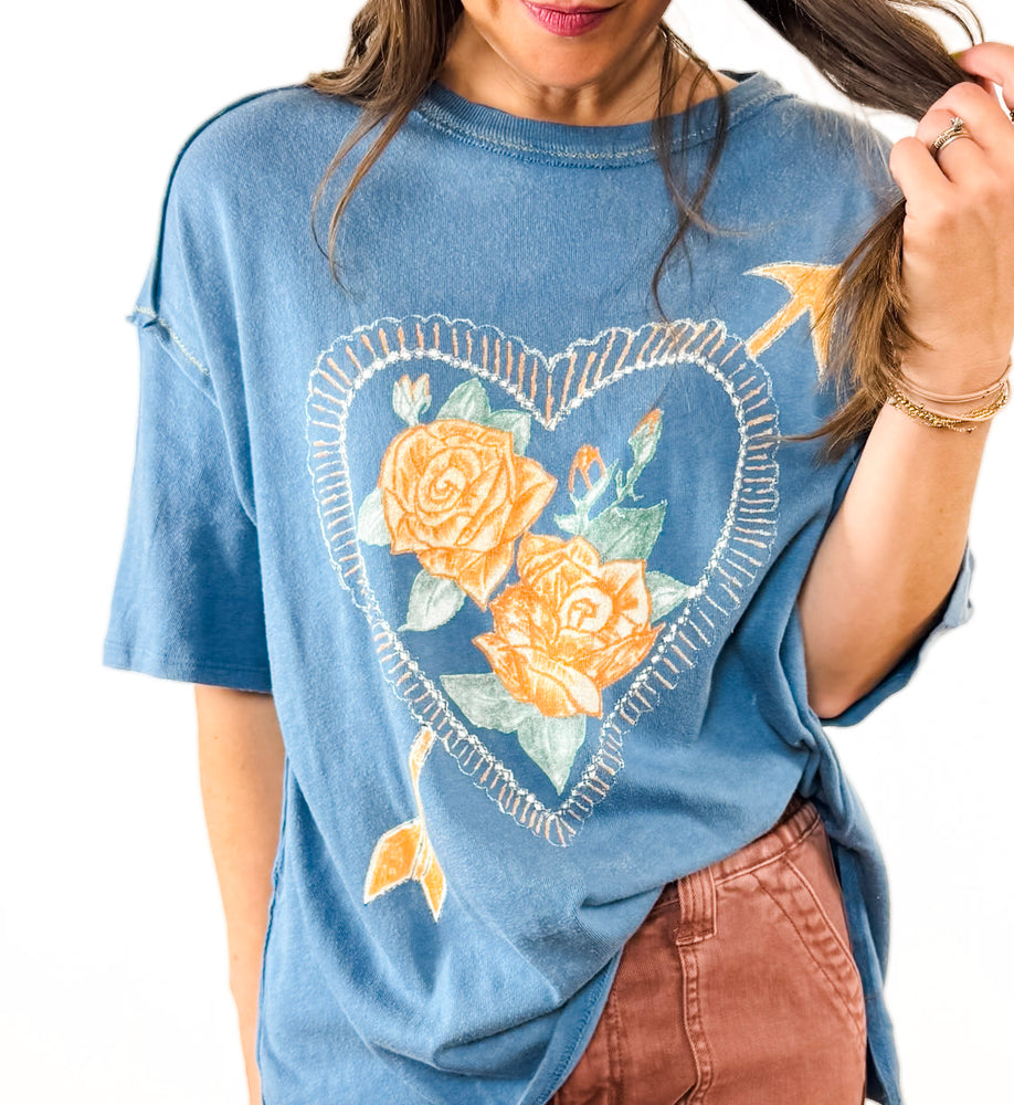 
                  
                    Love Rose Tee ((blue))
                  
                