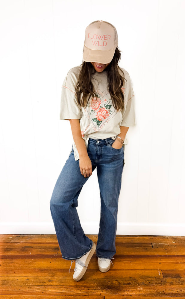 
                  
                    Love Rose Tee ((ivory))
                  
                