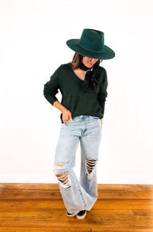 
                  
                    Imogen Sweater ((pine))
                  
                