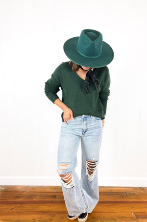 
                  
                    Imogen Sweater ((pine))
                  
                