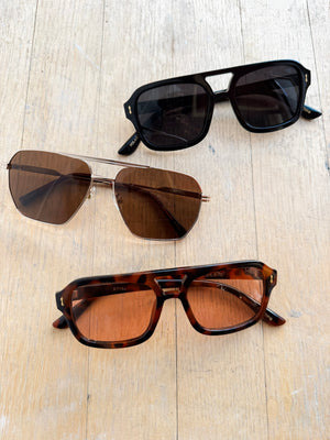 
                  
                    Royal Sunglasses ((tortoise shell))
                  
                