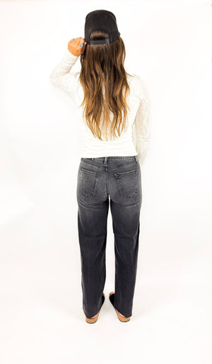 
                  
                    Kimmy Jean (washed black)
                  
                