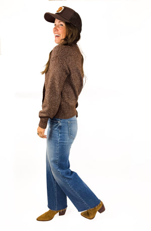
                  
                    Manitou Cardigan (Cocoa)
                  
                