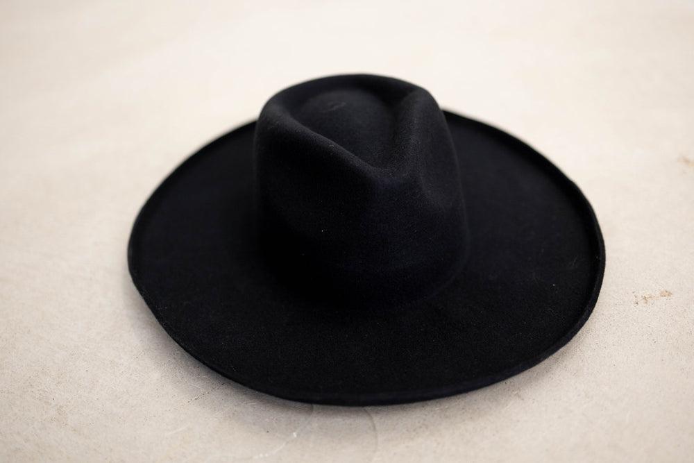 Lenny Hat ((Black))