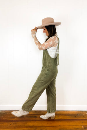 
                  
                    Camryn Jumpsuit ((olive))
                  
                