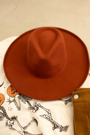 
                  
                    Lenny Hat ((Rust))
                  
                