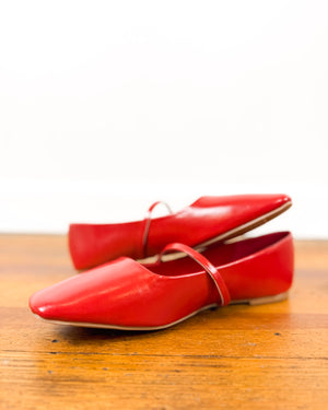 
                  
                    Mary Jane Ballet Flat ((Red))
                  
                