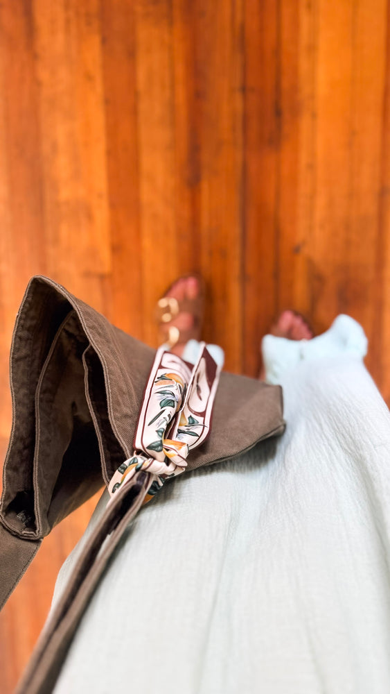 
                  
                    Wanderer Bag (Olive)
                  
                