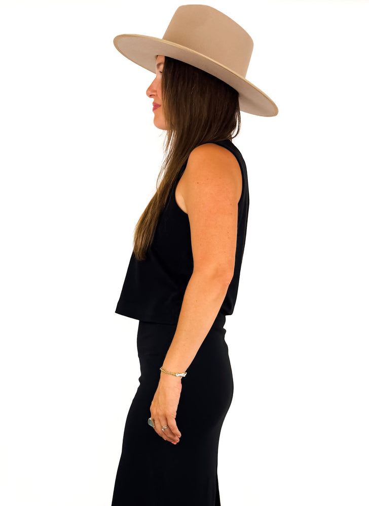 
                  
                    Sloane Tank - black
                  
                
